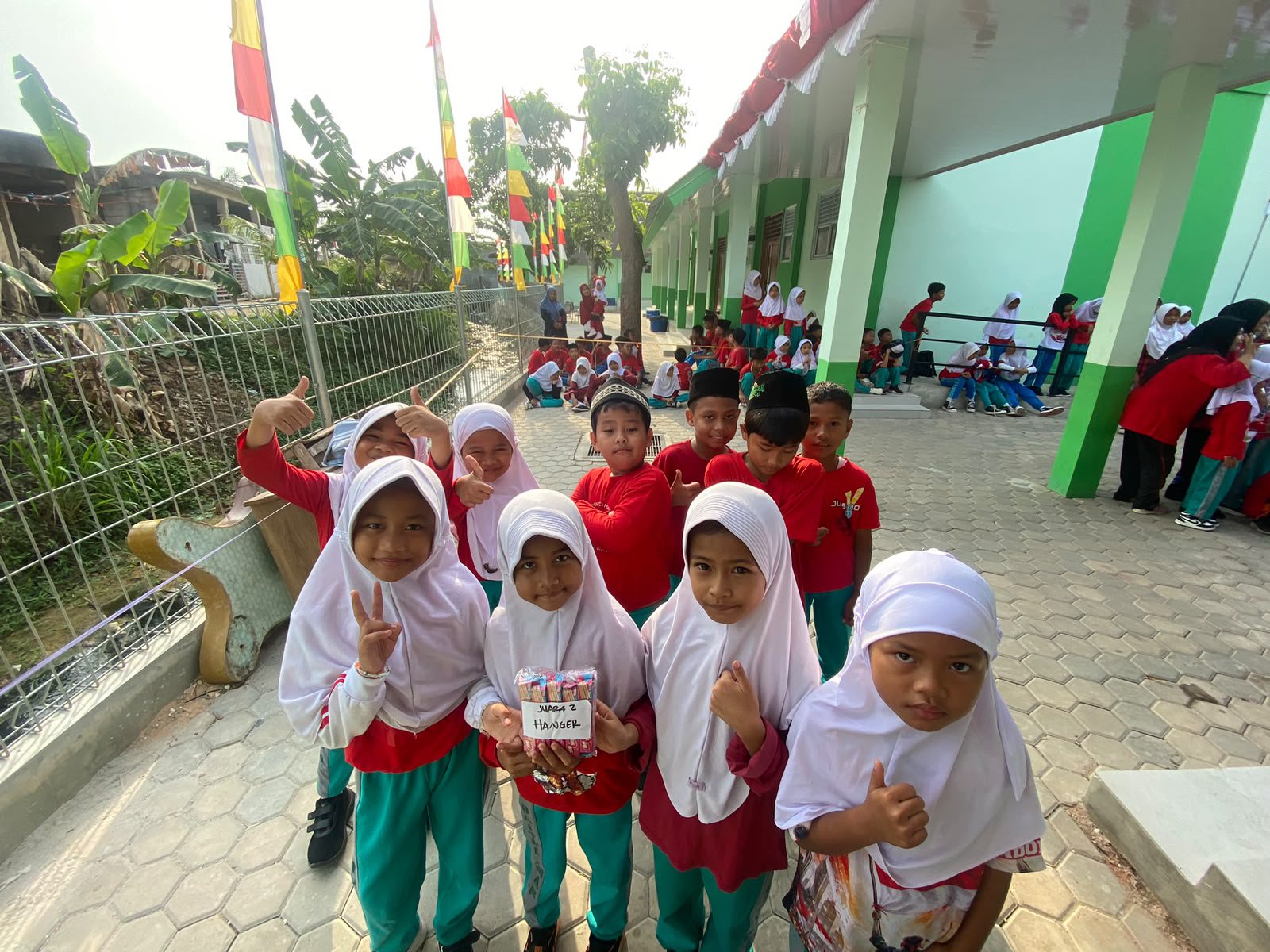 Dokumentasi Semarak Kemerdekaan HUT ke-81 Republik Indonesia di MI Baitul Amar 6